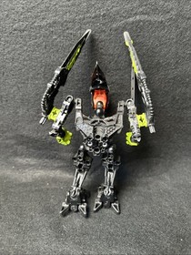 LEGO 2010 Bionicle Stars Skrall Set (7136)  Missing Gold Shield & Booklet 1079