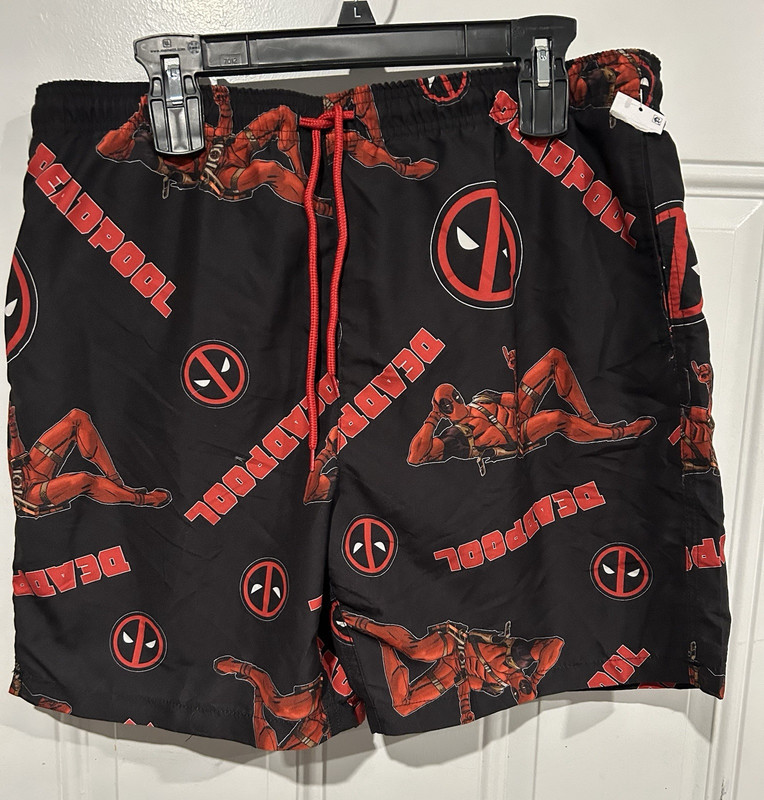 Marvel Deadpool Men’s Swim Shorts L Black/Red Drawstring Lined