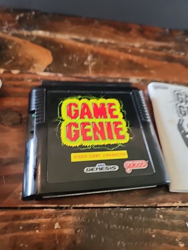 SEGA GAME GENIE Complete - Picture 8 of 10