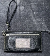 Coach Women's Poppy Love Black Thick Leather Mini Bag/Wristlet