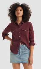 Levi  s Women  s Standard Fit Button Down - NWT - Medium
