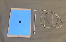 Apple iPad Air 3rd Generation , good condition, silver, with pencil