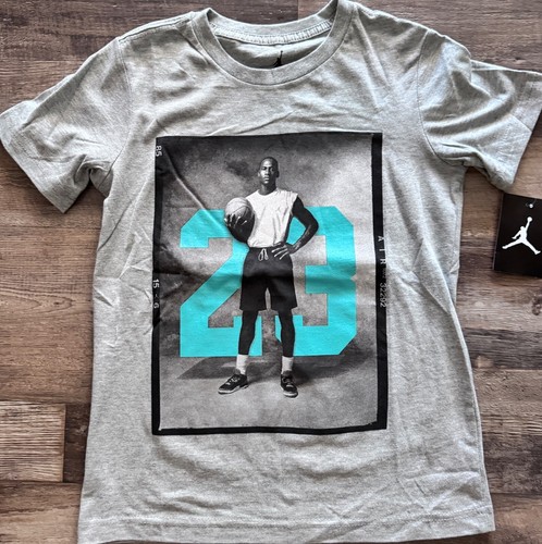 NWT Nike Jordan Boys YSM Gray/Teal Green 23 Photo Shorts Set Small - Picture 2 of 4