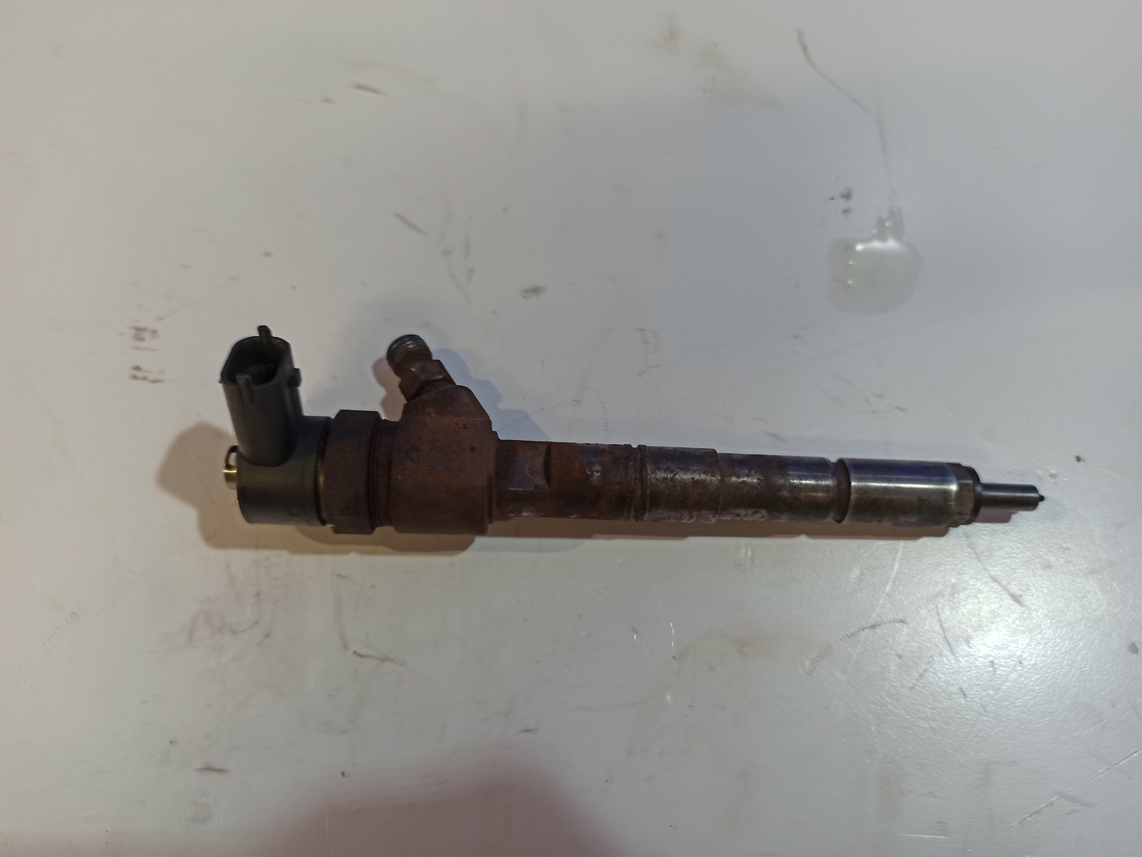 SAAB 9-3 YS3F 1.9 TiD Fuel Injector 93179047 93184794 877h5085r 