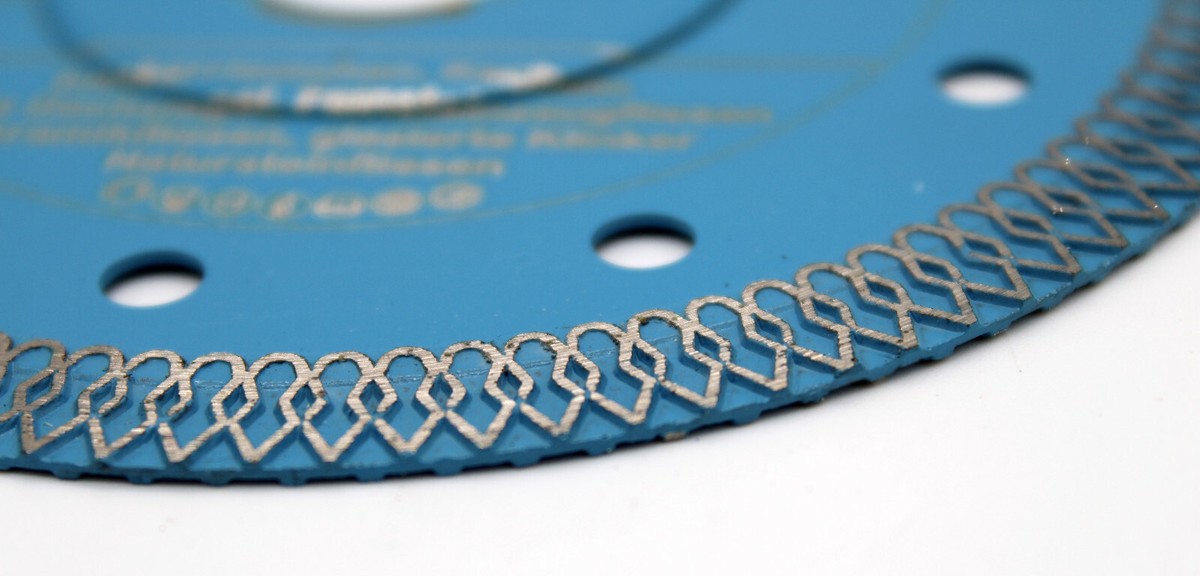 Bosch Trennscheibe 125 LXDIAMOND Diamant-Trennscheibe 115mm Für Fliesen & Feinsteinzeug - Bosch X-LOCK X-LOCK Trennscheibe