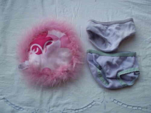 American Girl 2 Pair Tagged Underwear & Licorice Pink Fuzzy Pillow - Picture 2 of 11