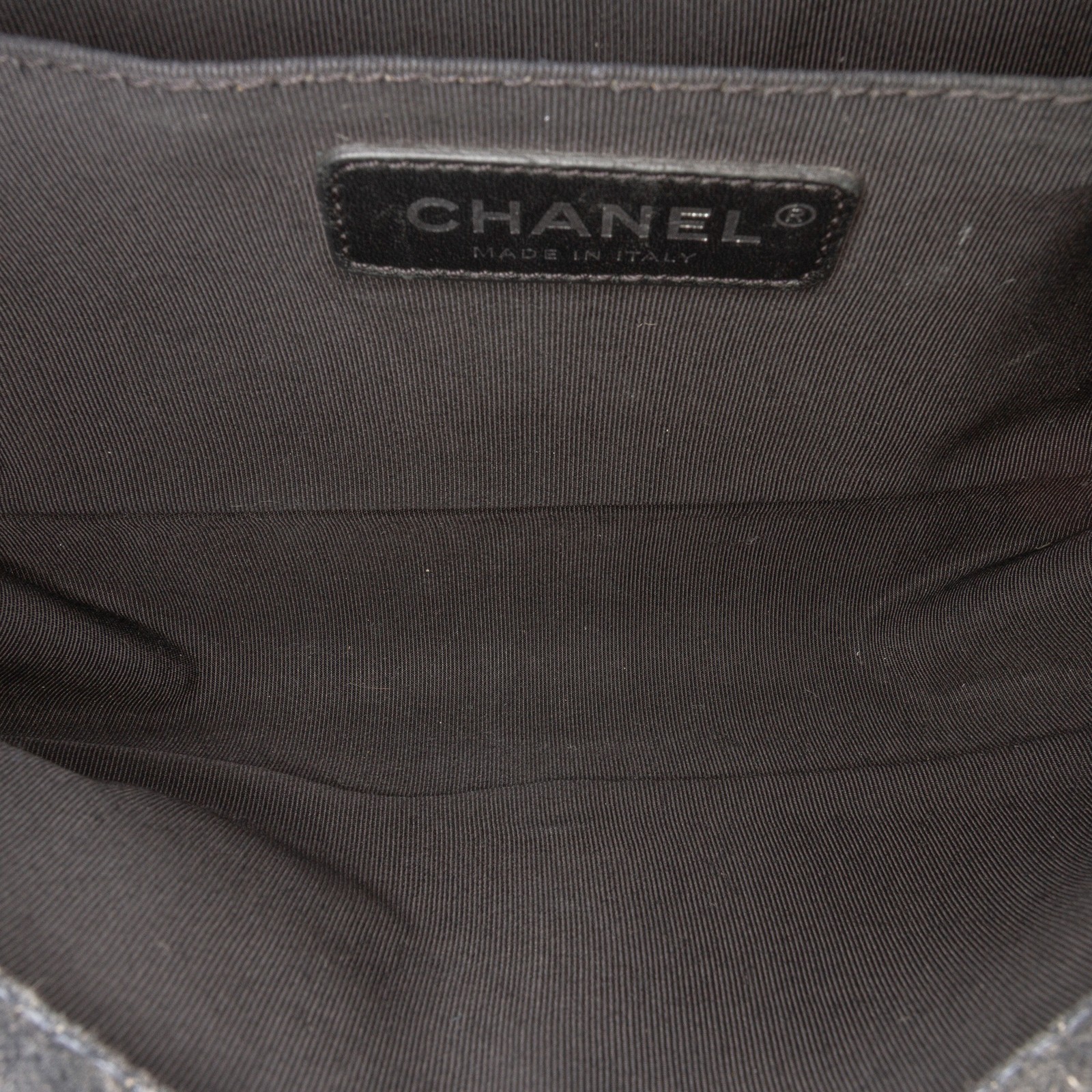 Authenticated Chanel Medium Embossed Denim Boy Fl… - image 4