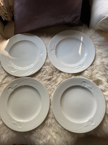 4 Mikasa Classic Flair White Dinner Plate Set Embossed Calla Lily Dish Japan Lot