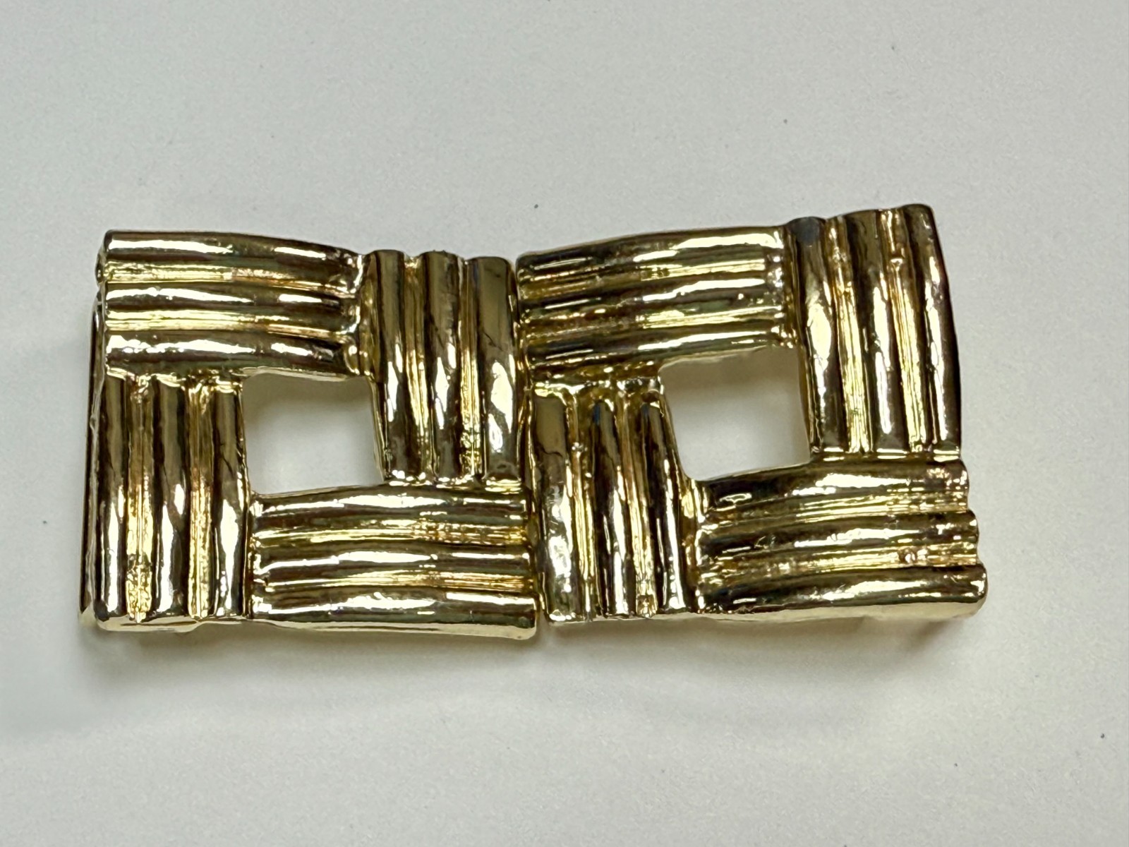 Openwork Bamboo Style Interlocking Two Piece Vint… - image 12