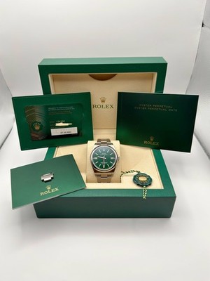 Rolex Oyster Perpetual 41mm Grün Ref 124300 2022 Full Set Top Zustand