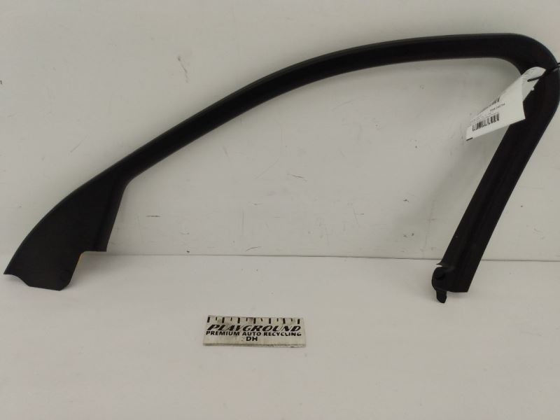 2017-2019 Alfa Romeo Giulia Right Front Upper Door Trim