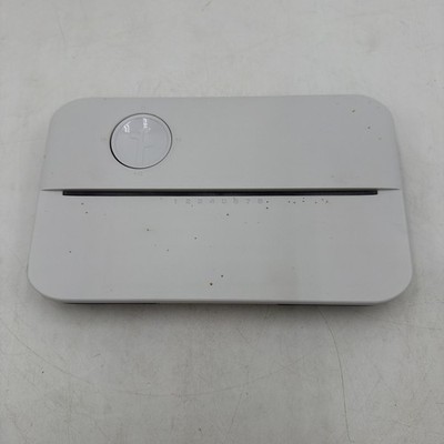 Rachio 3 8-Zone Smart Sprinkler Controller 8ZULW-C For Parts Red Light