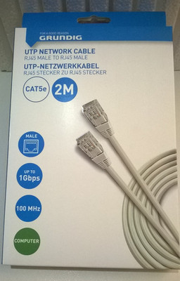 GRUNDIG CAT5e UTP-Netzwerkkabel RJ45 zu RJ45 Stecker / 2 Meter