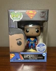 Funko Pop! Digital 84 Superman Earth 23 Legendary LE 4250 DC w/Protector