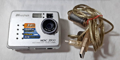 MUSTEK Digital Camera Multi-Function MDC-3500 With Cable and SD  card Tested