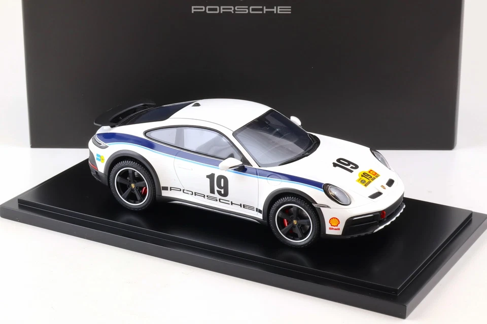 1:18 Spark Porsche 911 (992) Dakar Rallye 1974 Design Kühne & Nagel WAP DEALER - Immagine 2 di 4