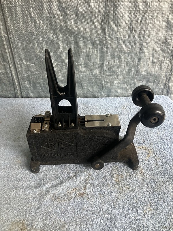 B&K Tool & Die Stamping Florist Stemming Crimping Machine Tool