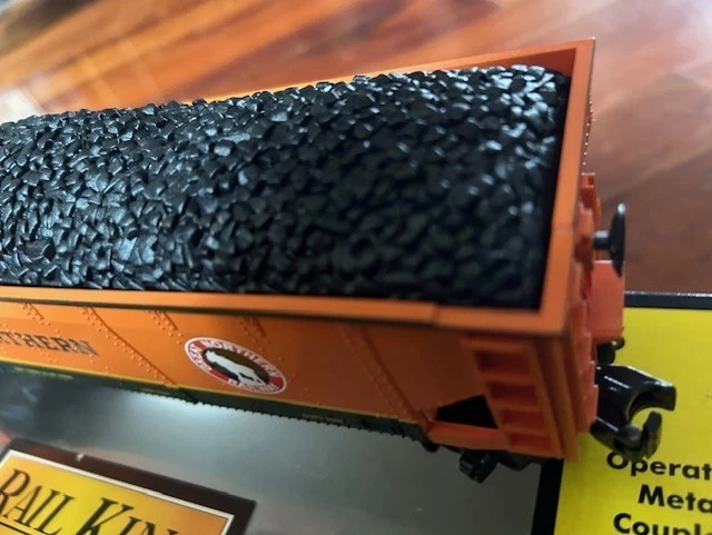 GREAT NORTHERN EMPIRE BUILDER HOPPER / COAL LOAD O GUAGE MTH RAILING - NEW RARE - Image 4 of 4