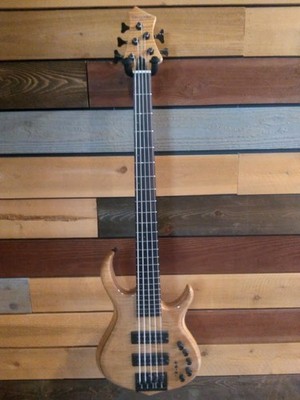 Sire Marcus Miller M7 Ash 5-String Bass