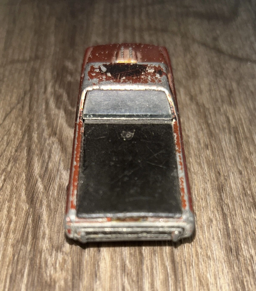 Mattel Hot Wheels Custom Fleetside 1968 Foto 3 de 4