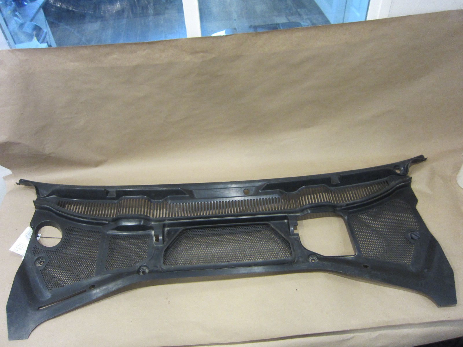 Bentley Continental Windshield Cowl Part# 3W8819415E