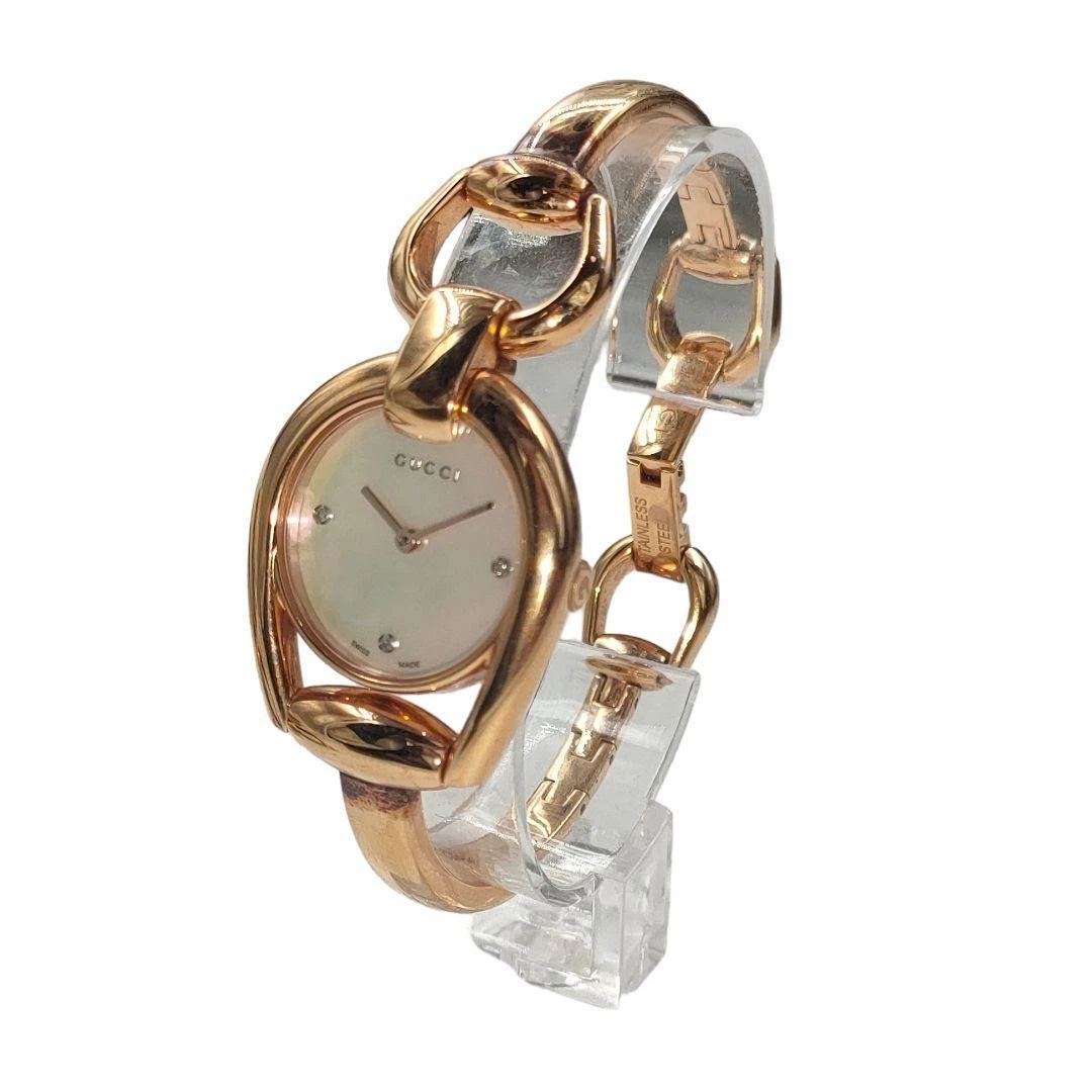 Montre femme Gucci 139,5 cadran coque diamant 3P quartz or