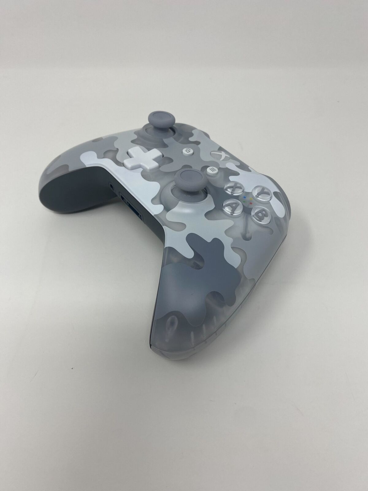 Microsoft Xbox One Wireless Gaming Controller Arctic Camo Special