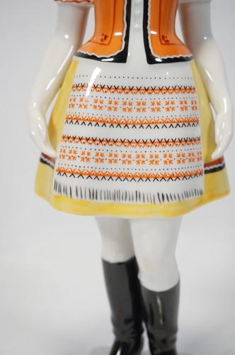 Vintage Hollohaza Hungary Porzellan Figur Dame in traditioneller Tracht ca. 30cm - Bild 3 von 10