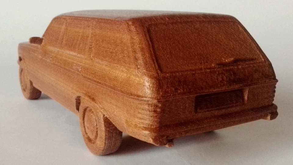 1:16 E-Class W123 Estate Modello replica in legno altre auto su richiesta - Immagine 4 di 4