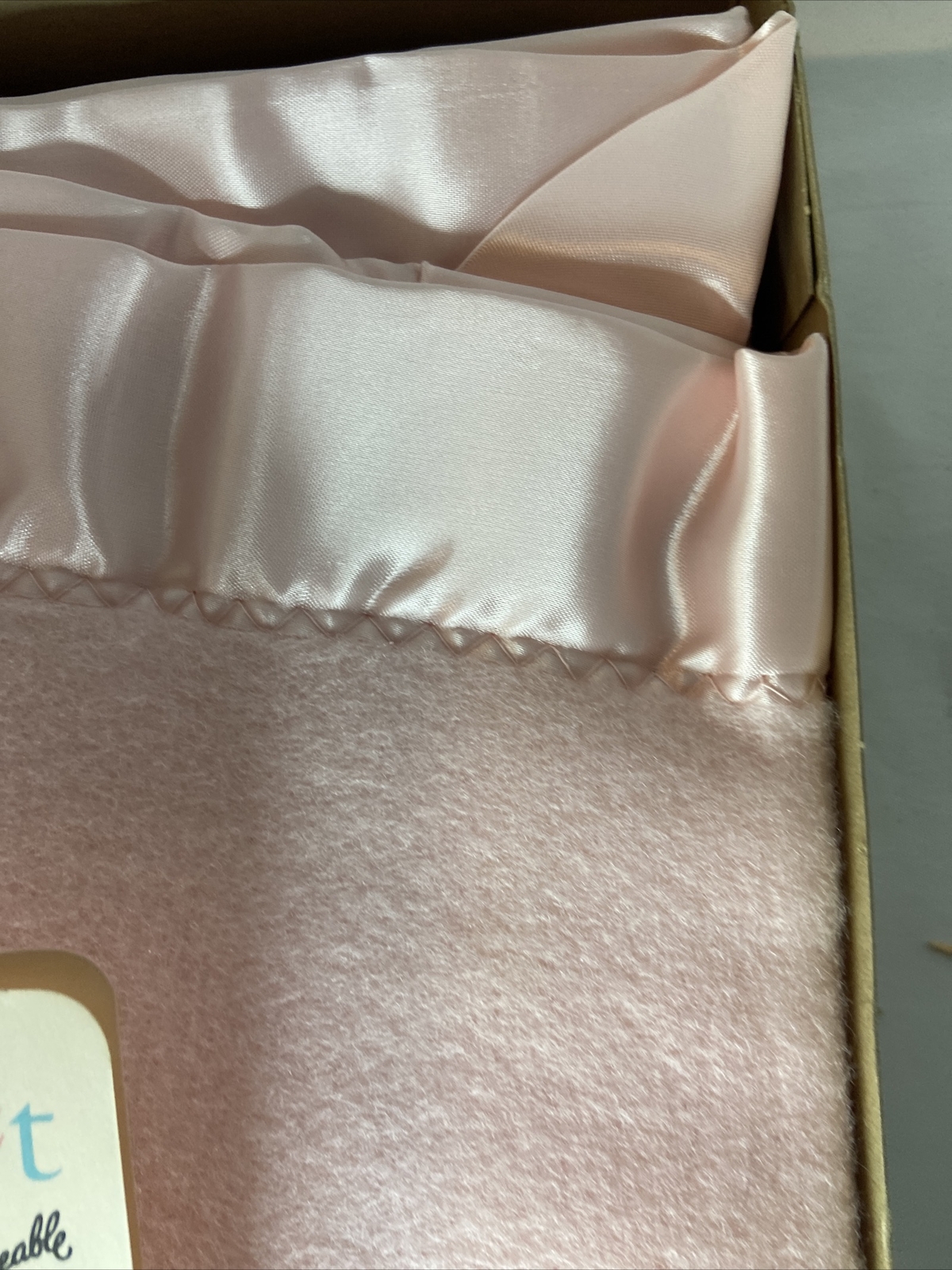 Baby Blanket Embraceable Vintage Pink Baby Crib Blanket Rayon/Nylon/Satin 36x50