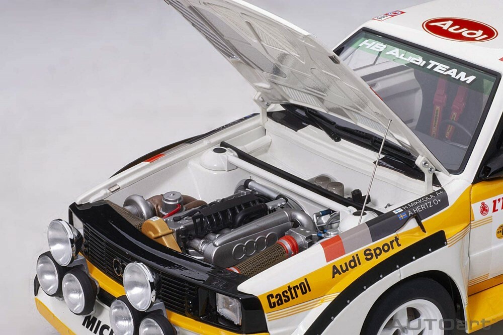 シュコー Grand-Prix Set Studio 腕時計　ミニカー　セット AUTOart 1/18 Audi Sport Quattro S1 WRC '86 #6 Monte Carlo
