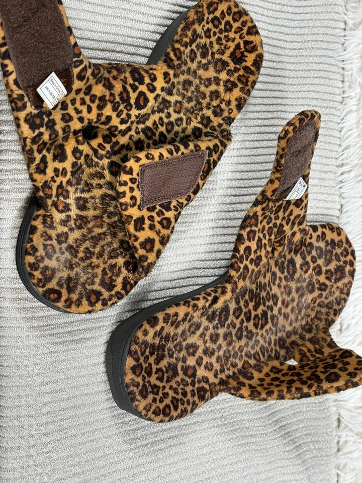 Vionic Relax Leopard Print Slip On Slippers Sandals Women's Size 12 - Image 2 of 4