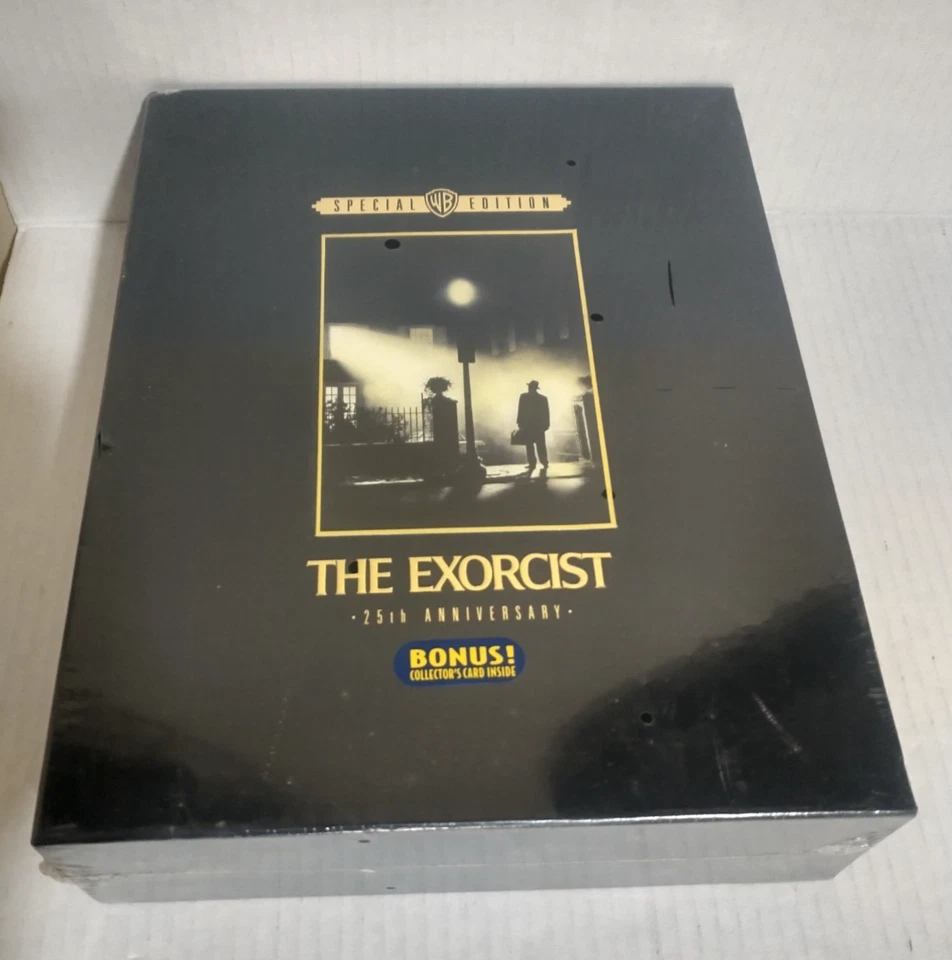 The Exorcist LIMITED Edition 25th Anniv. DELUXE Box Set VHS 1998 - NEW & SEALED - Image 2 of 4
