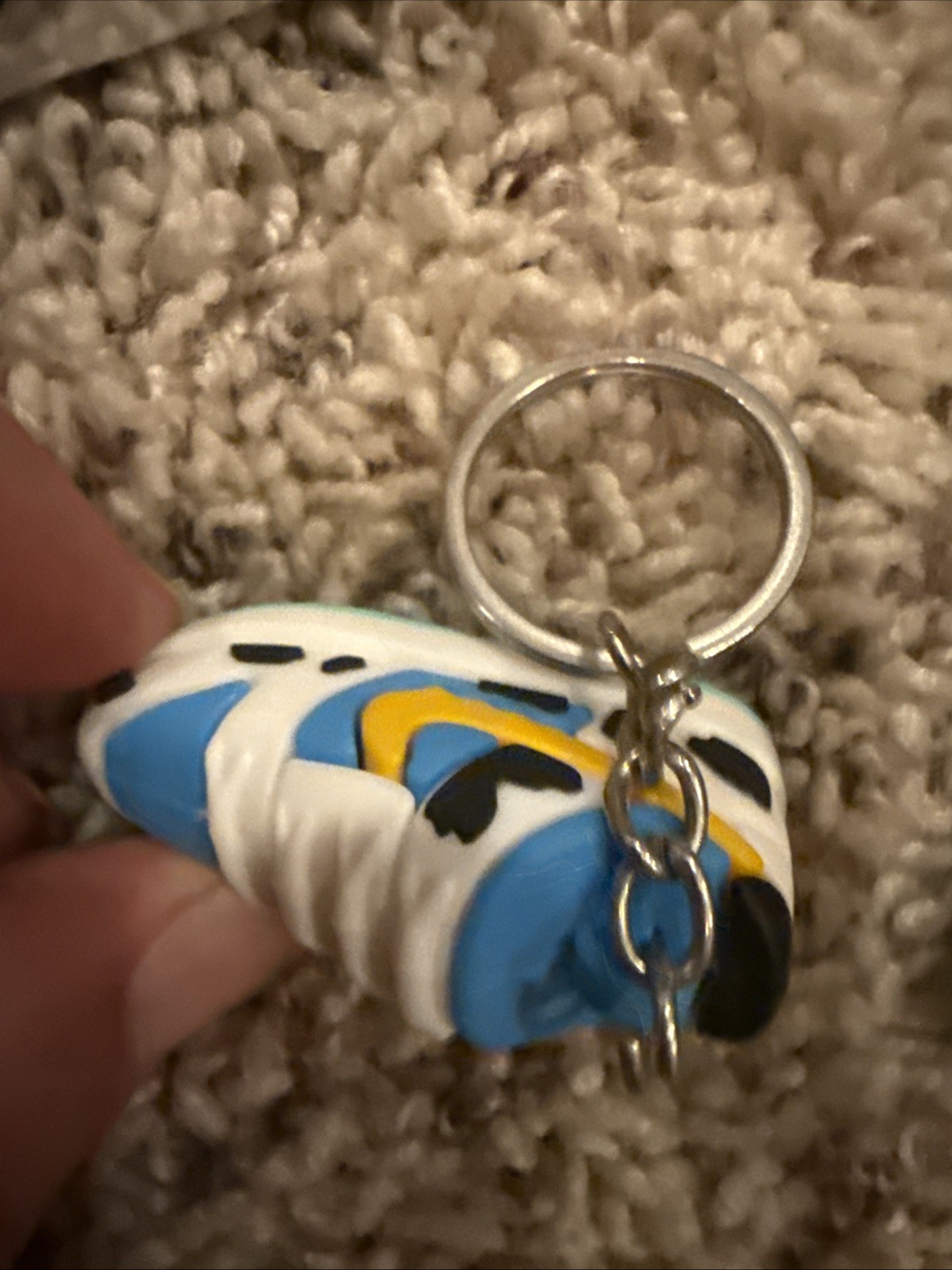 Lot Of 4 Mini Shoe Keychains - SB DUNK Chunky Dunky, Yeezy, Nike Dunk thumbnail 3