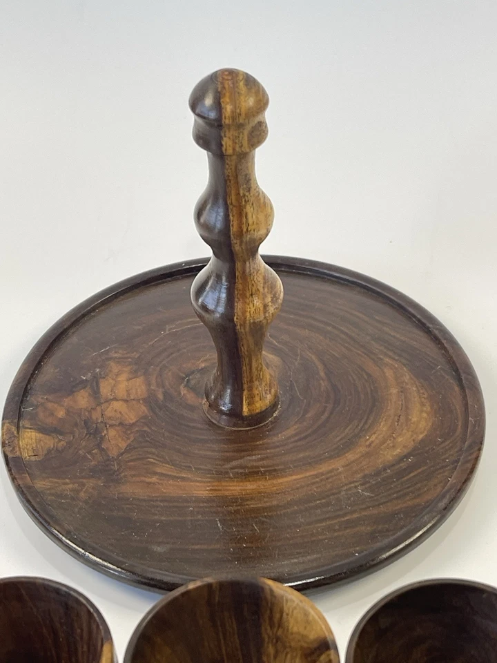 Copas de madera con soporte para huevos de bandeja ~ posiblemente madera de oliva o teca de colección 4,5 pulgadas Foto 4 de 4