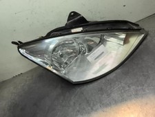 Optique avant principal droit (feux)(phare) FORD FOCUS 1 1343654