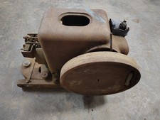 IH International LB 1.5 to 2.5 HP  Antique Gas Engine