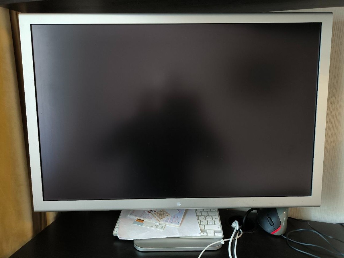 Apple Cinema HD Display (30 Zoll - 75,4 cm, DVI), Modell: M9179 (D