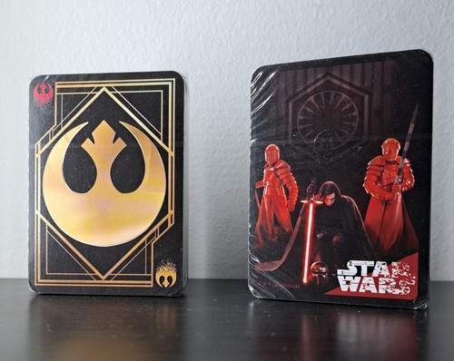 Star Wars carte da poker, 2 mazzi di carte da gioco "STAR WARS: GLI ULTIMI JEDI" - Foto 2 di 4