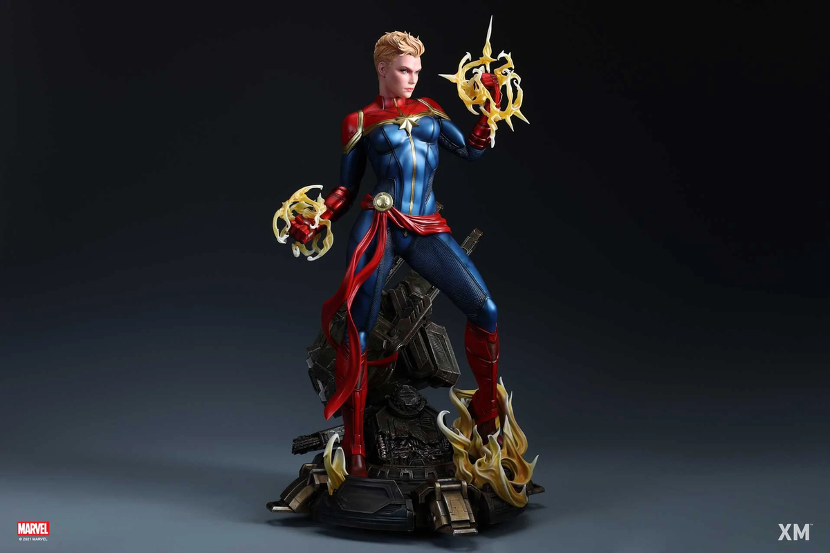 XM Studios Marvel Comics Captain Marvel ¼ Quarter Scale Premium