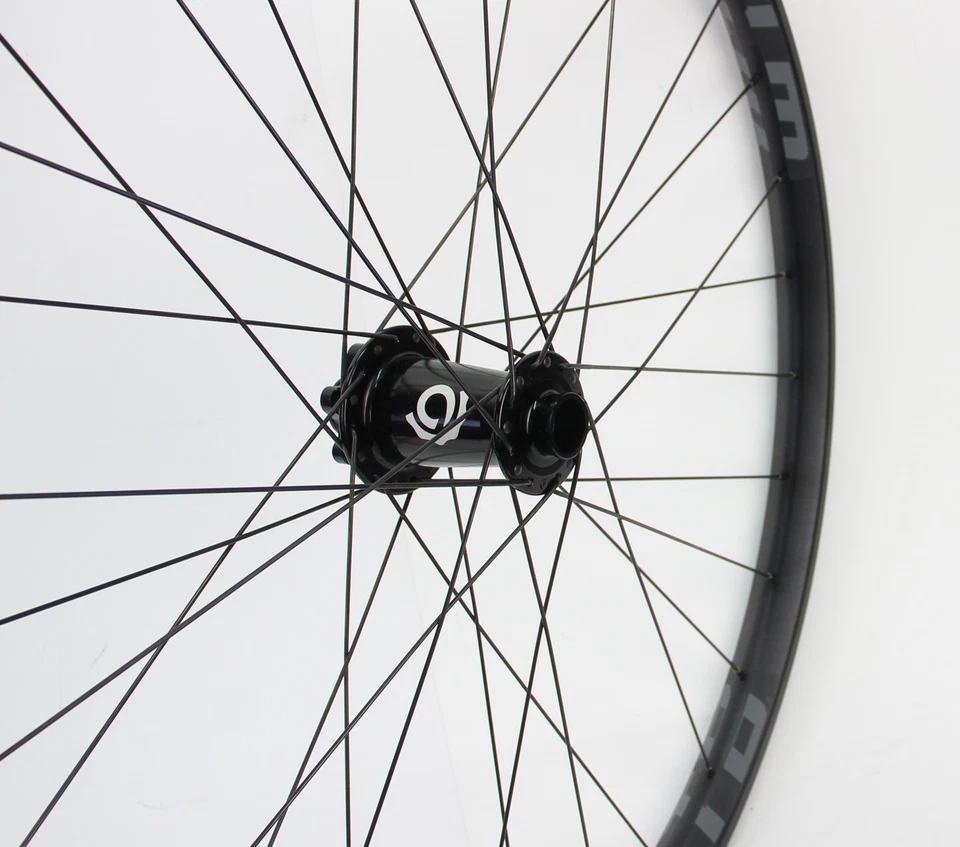 WTB KOM Tough i29 INDUSTRY NINE HYDRA Vorderrad 20x110mm Laufrad vorne 27,5 Zoll - Bild 2 von 4