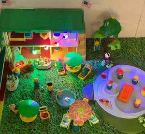fisher price holiday inn