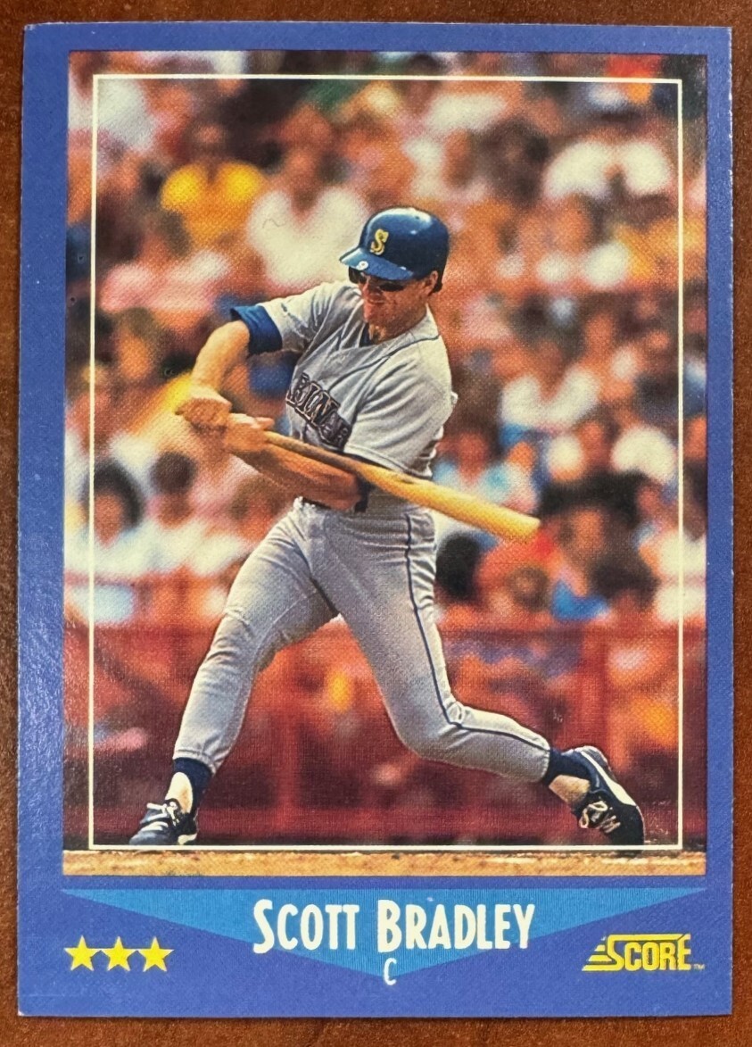 1988　BASEBALL CARD No.151 1988 Score #151 - Scott Bradley - Seattle Mariners Baseball