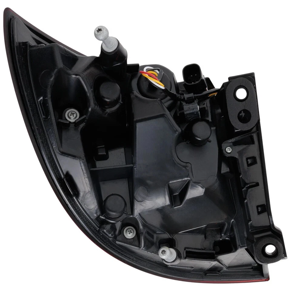 Outer LED Tail Light Brakelamp For 2021-2025 Chrysler Pacifica Right 68424932AB Foto 3 de 4