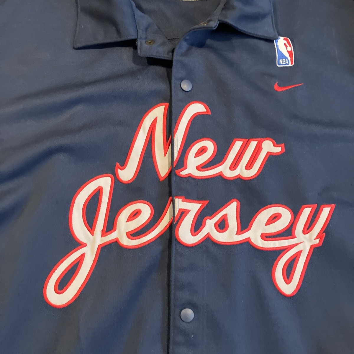 RARE - Vintage - Nike Team - NJ Nets - Button Up Shooting