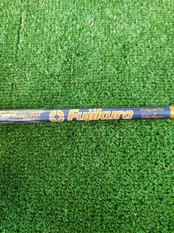 AWS Comp 10.5* Driver Regular Fujikura Graphite Shaft - Image 4 of 4