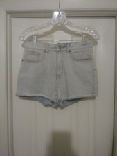 Bullhead Denim Co: Women's Light Blue Acid Washed Denim Mom Shorts SZ 5