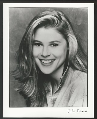 Julie Bowen 8x10 Photo 0228 | eBay