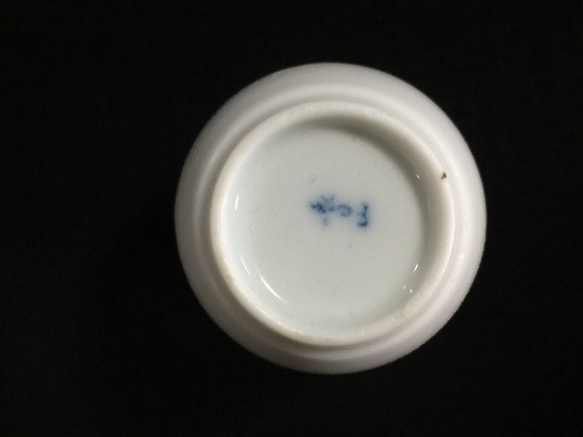 Sakkuページ K1576 / Pottery / Sake Cup GUINOMI / Signed / Japanese