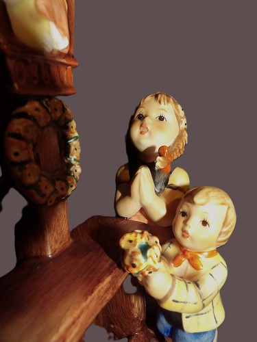 Hummel Adoration HUM#23/3 ~ 9" Tall~TMK 6~Boy & Girl Praying ~ MINT - Picture 3 of 9